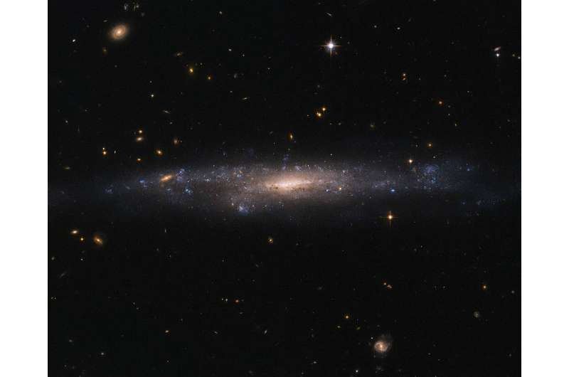 New clues on dark matter from the darkest galaxies