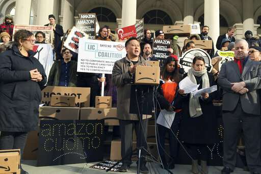 NY gov raps Amazon critics amid report company's rethinking