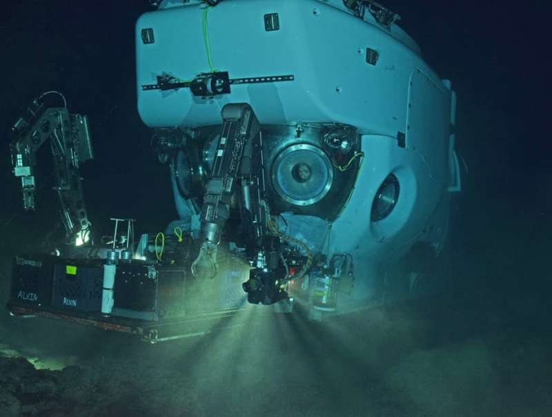Scientist at work: I'm a geologist who's dived dozens of times to explore submarine volcanoes