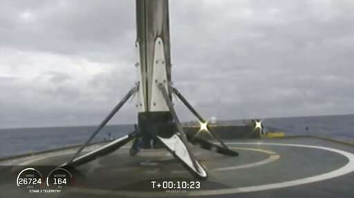 SpaceX's recovered core booster damaged in rough seas