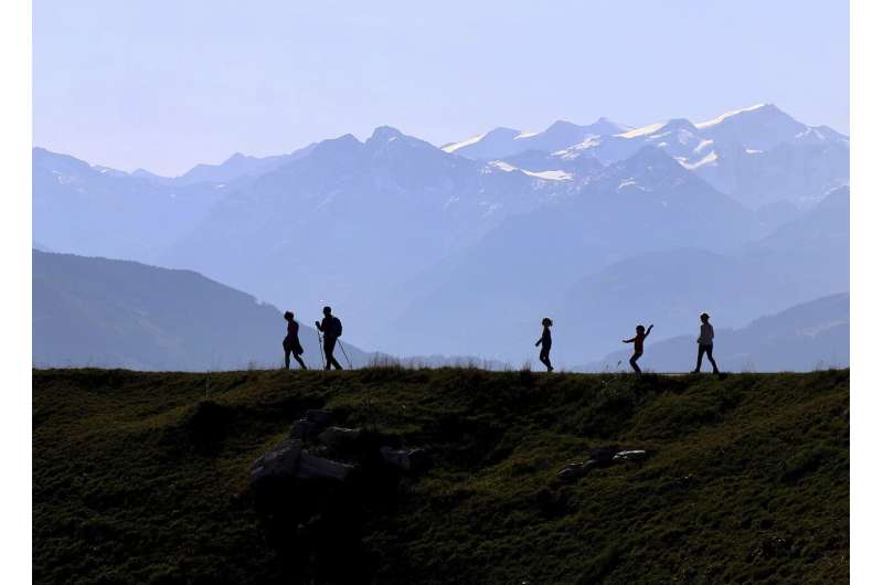 Swiss lament glacier melting as UN focuses on mountains