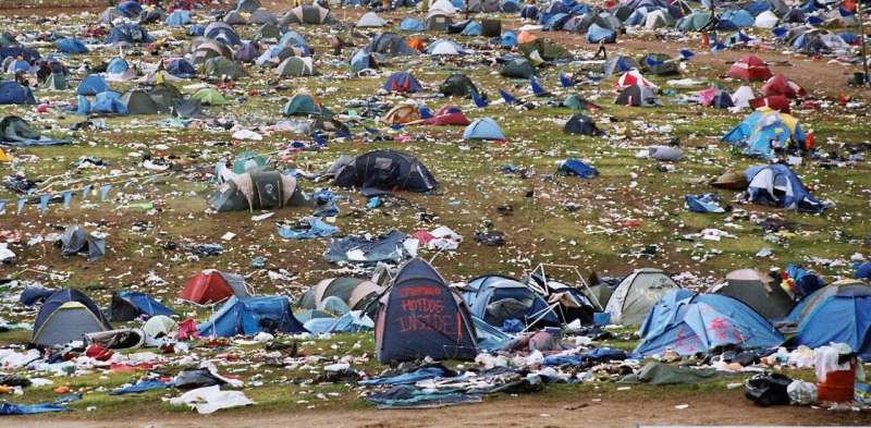 The environmental cost of abandoning your tent at a music festival