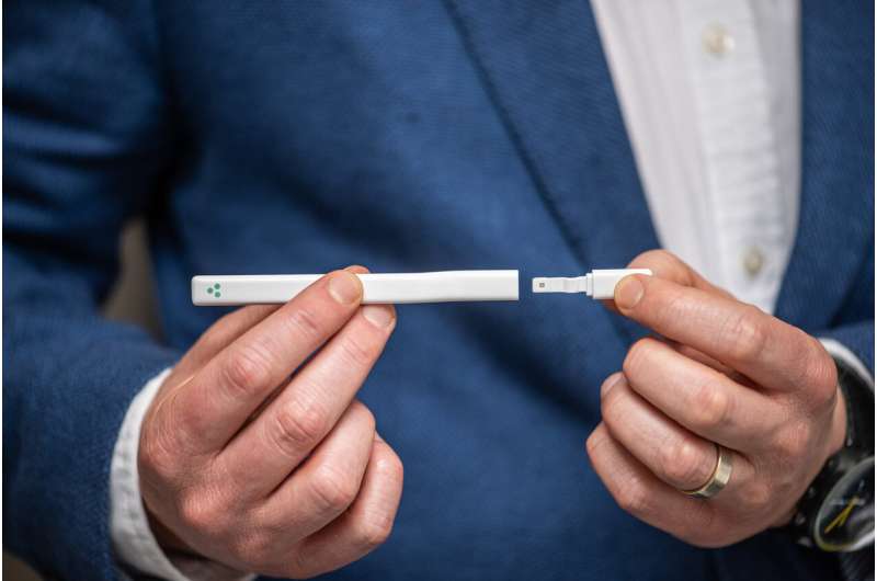 This high-tech stick can predict your risk of heart problems