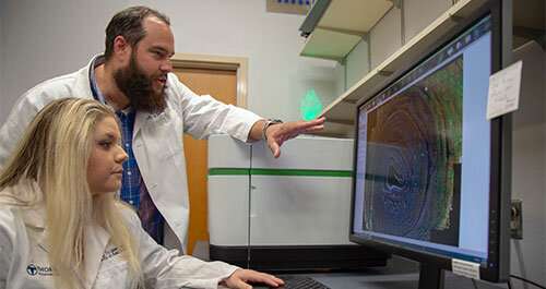 UA researcher and doctoral student reconcile scientific standoff in colon cancer research