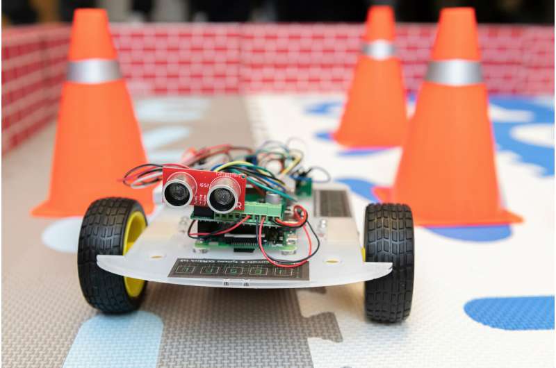 Ultra-low power chips help make small robots more capable