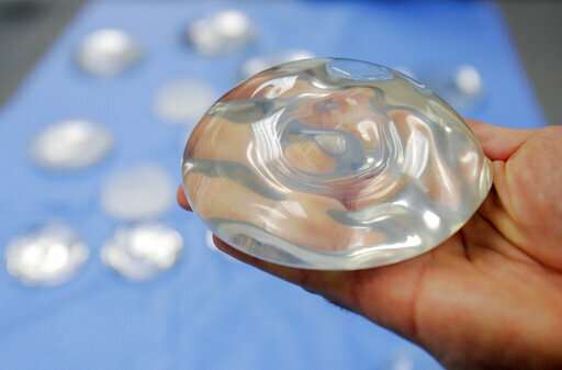 američtí experti znovu prsní implantát bezpečnost po new obavy