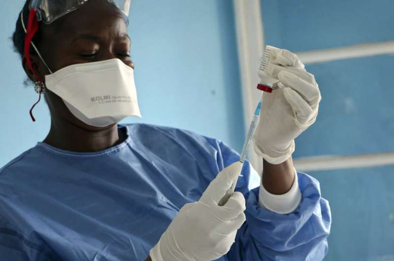 Vaccine group announces creation of Ebola vaccine stockpile