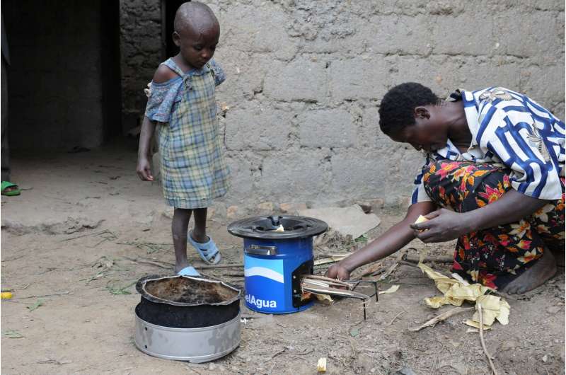 Water filters, efficient cookstoves improve health in vulnerable Rwandan populations