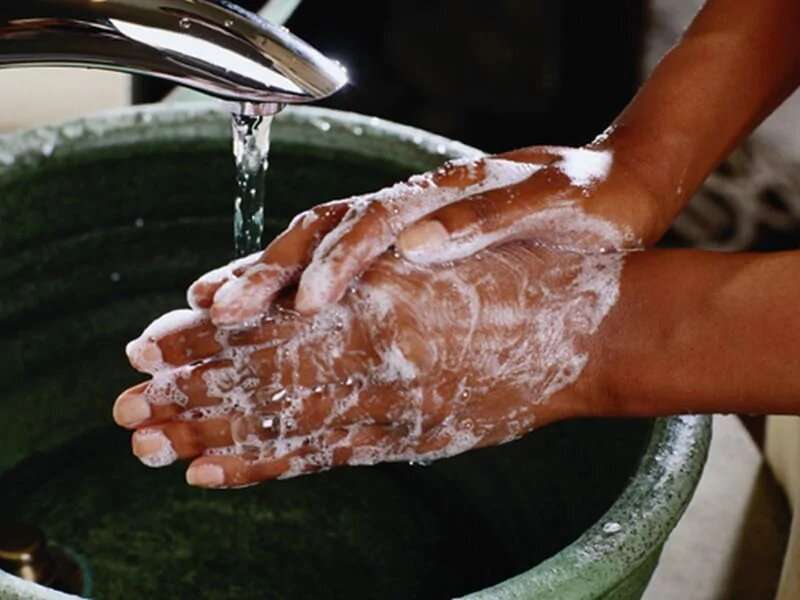 Why hand-washing beats hand sanitizers