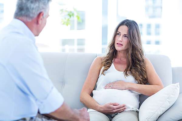 Women need professional emotional support during high-risk pregnancies, study finds