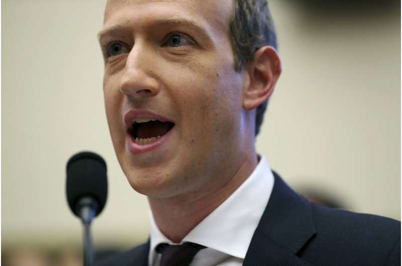 Zuckerberg defends Facebook's currency plans before Congress
