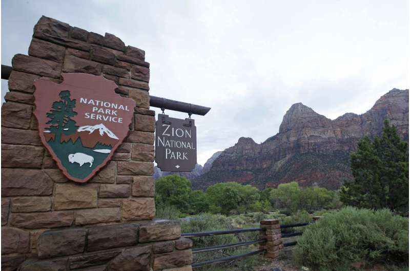 Appeals grow to close US national parks during pandemic