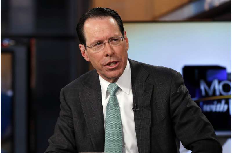 AT&T CEO Randall Stephenson steps down, Stankey to succeed