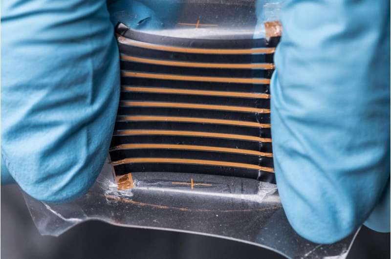 Creating stretchable thermoelectric generators
