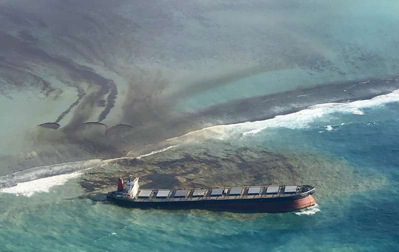 Mauritius races to contain oil spill, protect coastline
