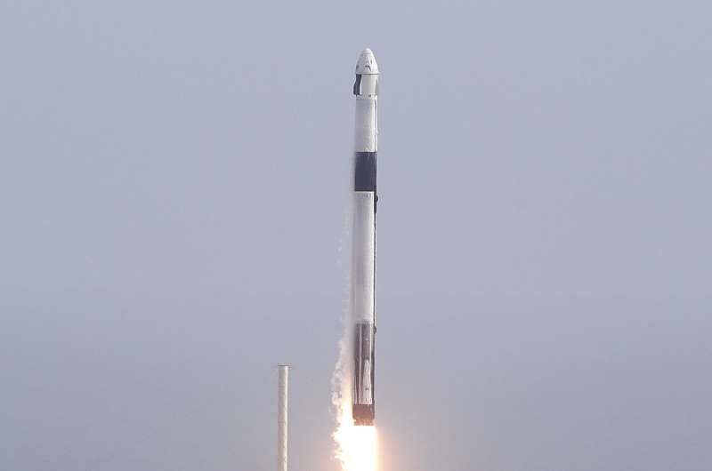 SpaceX launches, destroys rocket in astronaut escape test