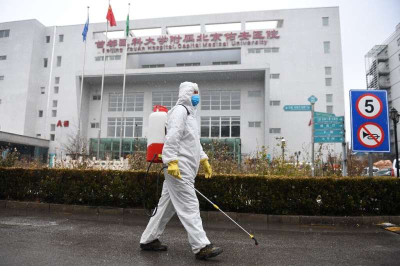 疫情继续蔓延在中国和数以百计的病例出现在20多个国家