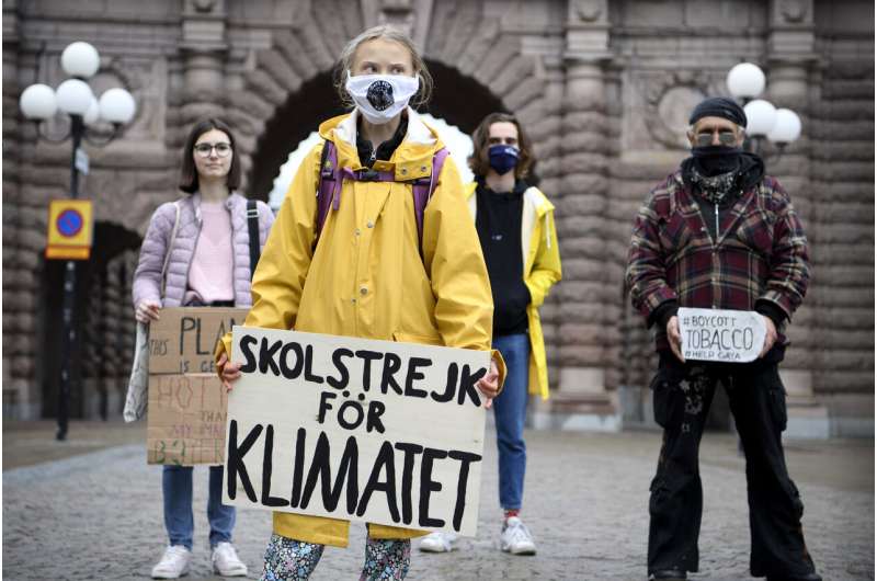 UN climate chief: pledges by big polluters boost Paris hopes