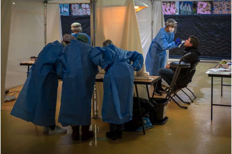 Barcelona concert tests use of same-day COVID-19 screening