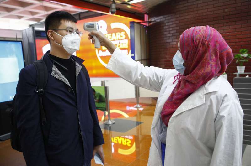 Health experts: Human-to-human spread of new virus worrying