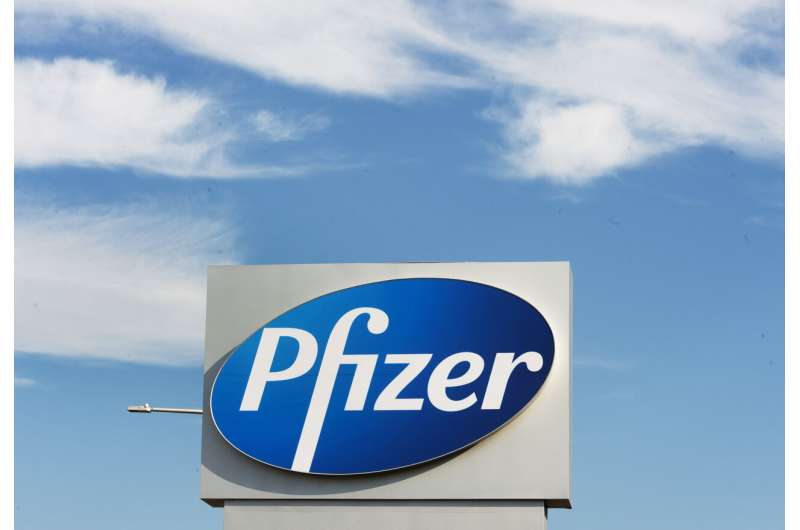 Pfizer says COVID-19 vaccine is looking 90% effective