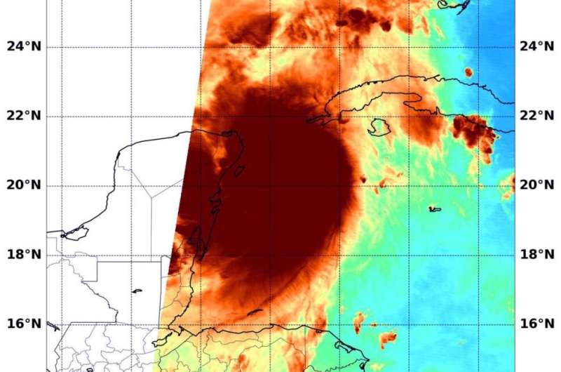 NASA analyzes Hurricane Delta's water vapor concentration