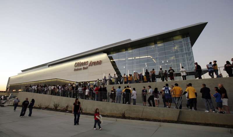 Future of stadiums, arenas promises high tech, low capacity