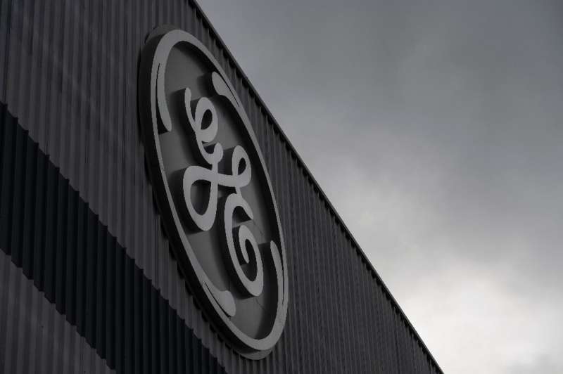 General Electric reported another quarterly loss but said it would be cashflow positive in 2021