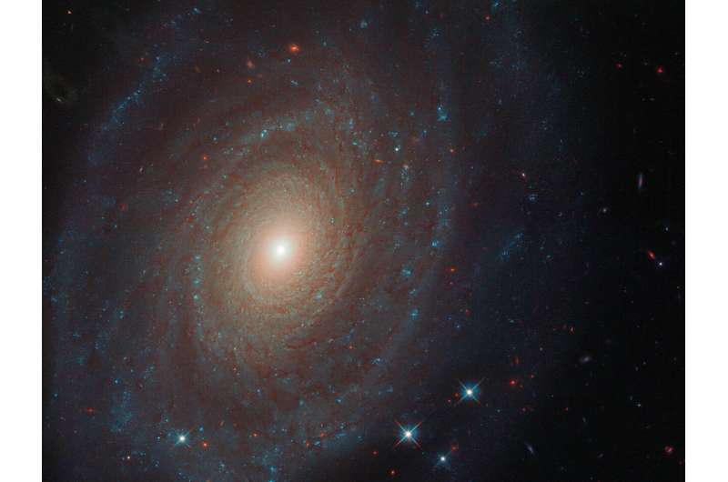 Image: Hubble spots a spiral with a past
