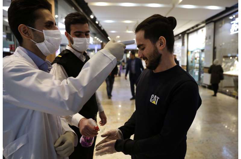 Iran says 92 dead amid 2,922 cases of the new coronavirus