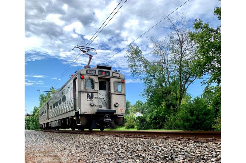 Local commuter train helps nuclear arms control researchers