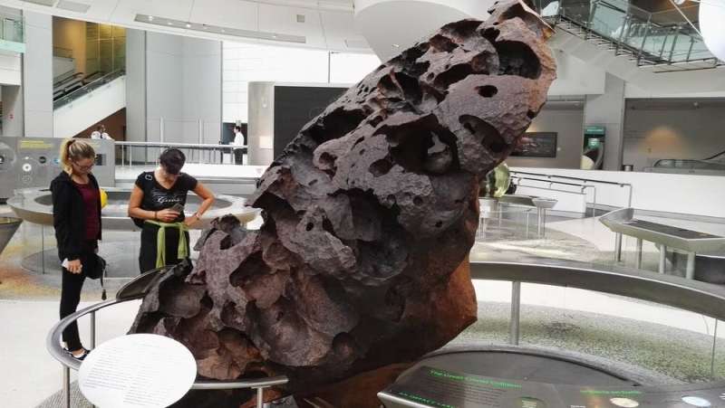 Tomanowos, the meteorite that survived mega-floods and human folly