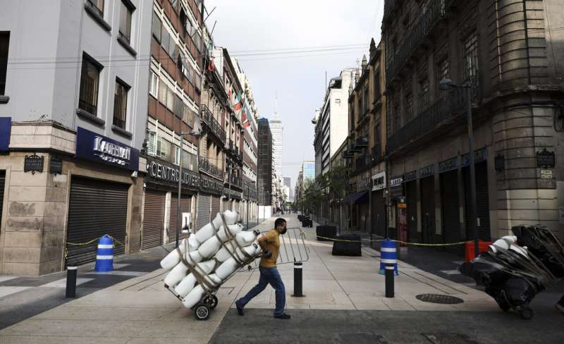 Mexico City begins reopening amid high coronavirus case load