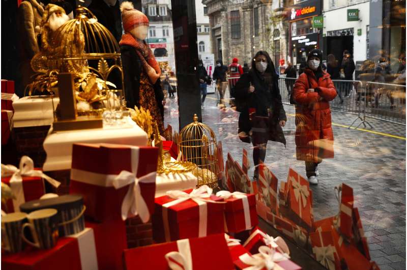 Nonessential shops reopen in Belgium as virus numbers drop