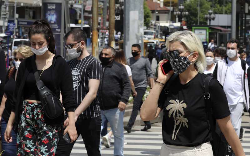 Turkey makes masks mandatory in Istanbul, 46 other provinces