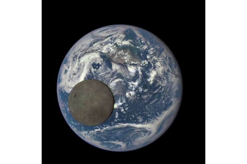 Scientists provide new explanation for the far side of the Moon's strange asymmetry