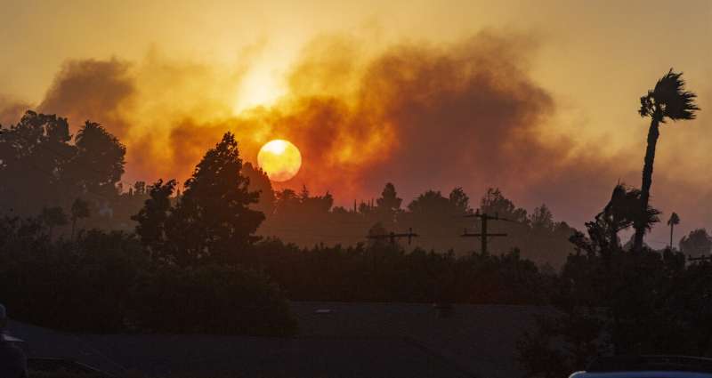 70,000 in Southern California to evacuate after blaze grows