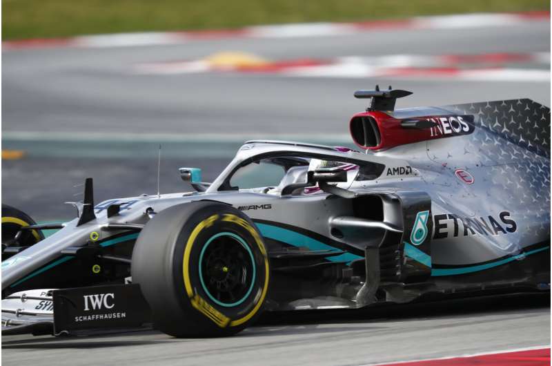 Mercedes F1 team helps to develop breathing aid in pandemic
