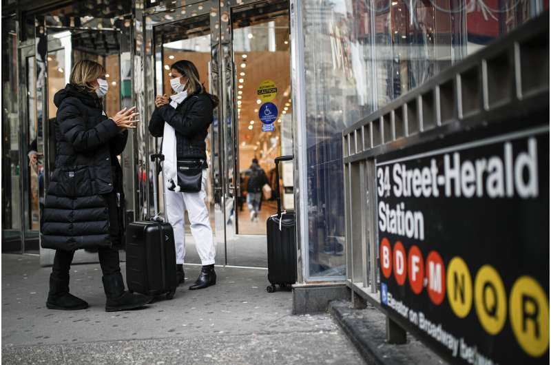 The city sleeps: New York bans big gatherings, museums close