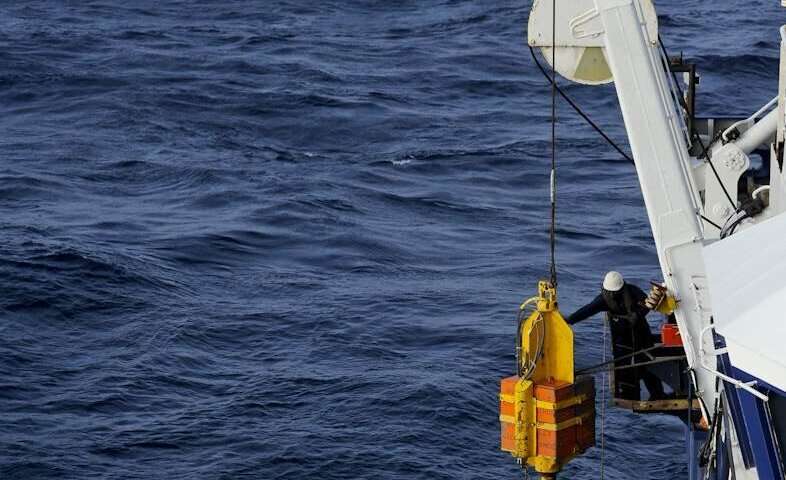 Massive release of methane gas from the seafloor discovered for the first time in the Southern Hemisphere