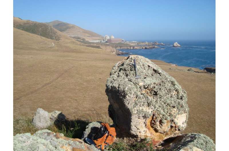 Earthquake forecasting clues unearthed in strange precariously balanced rocks