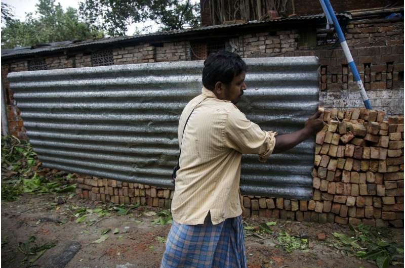 Deadly cyclone cuts destructive path in India and Bangladesh