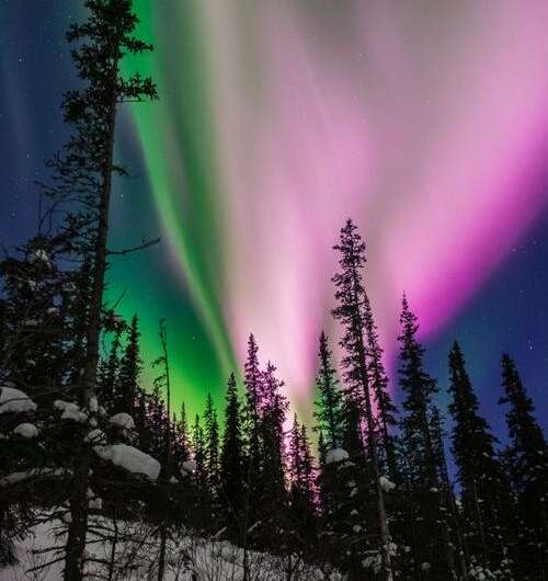 Alaskan seismometers record the northern lights