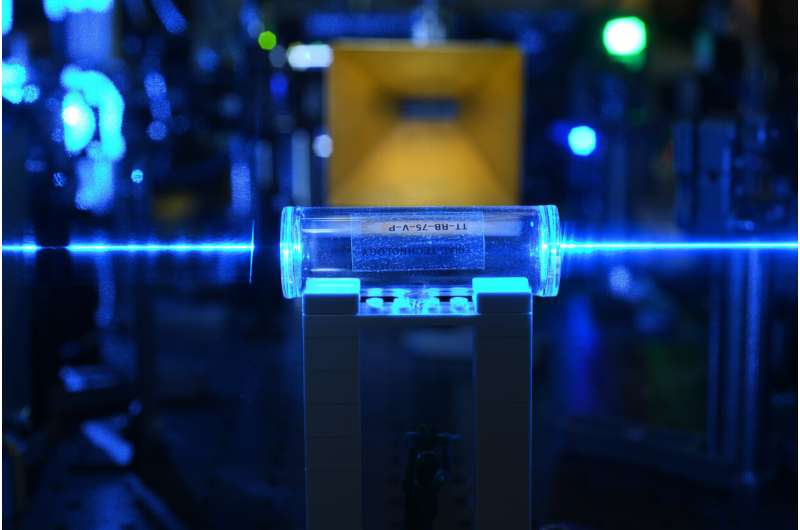 Army scientists create quantum sensor that covers entire radio frequency spectrum