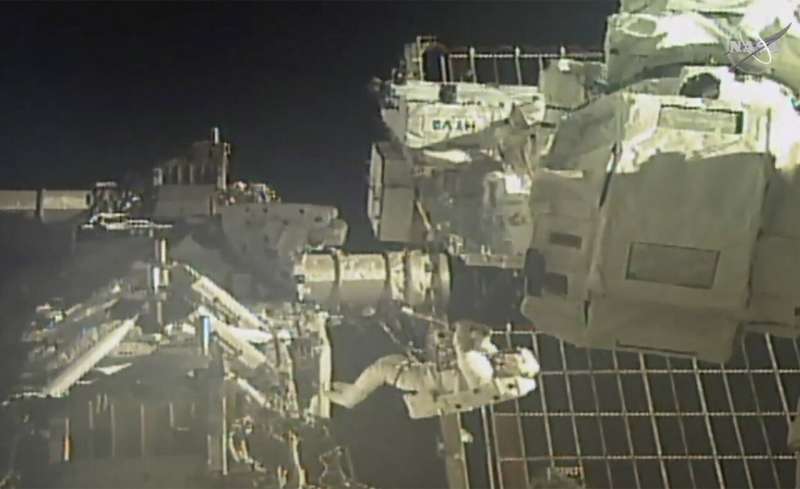 Astronauts perform 2nd spacewalk to swap station batteries