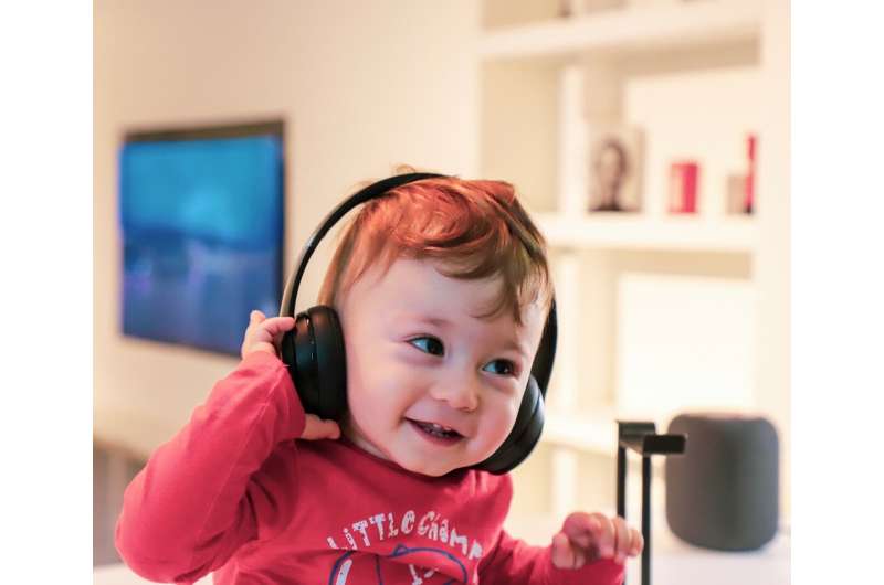 Babies mimic songs, study finds
