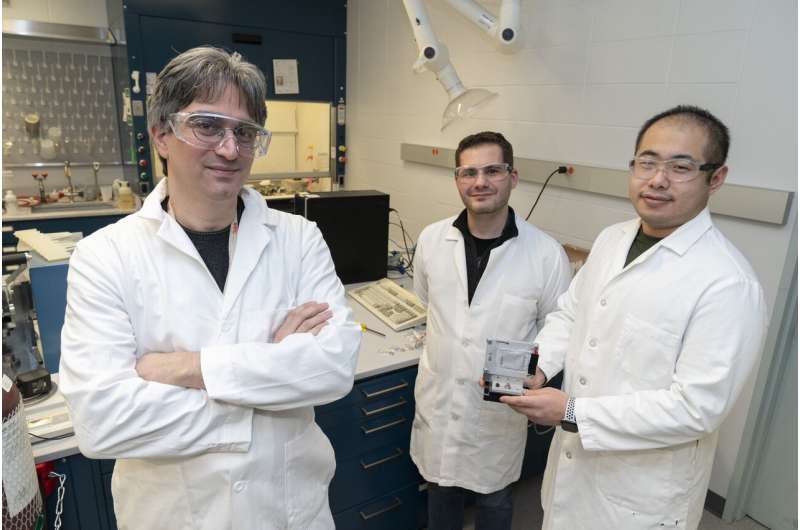 Cathode 'defects' improve battery performance