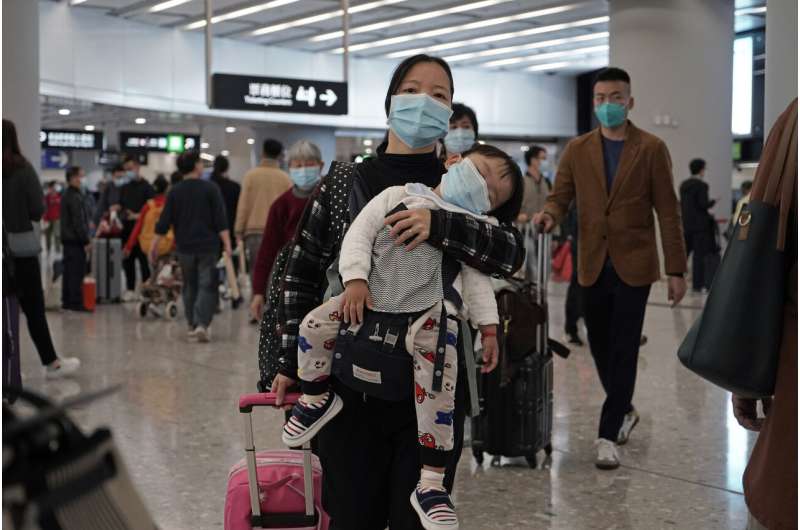 China confirms 1st death outside epicenter of viral outbreak
