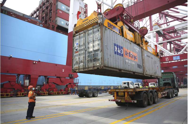 China's trade rises as economy recovers from virus slump
