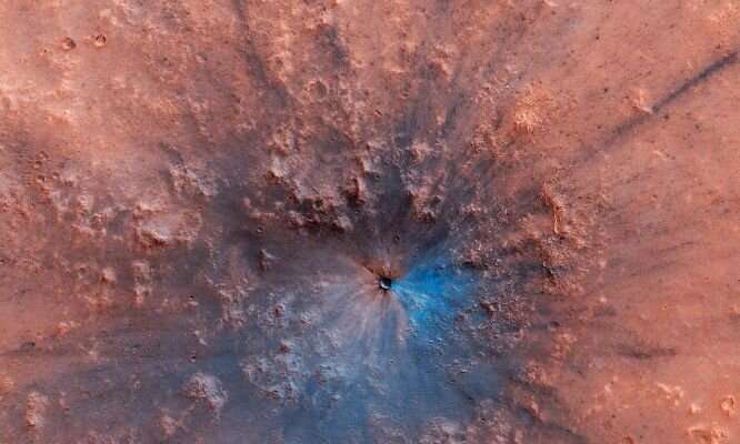 Crater investigators explore Mars from afar